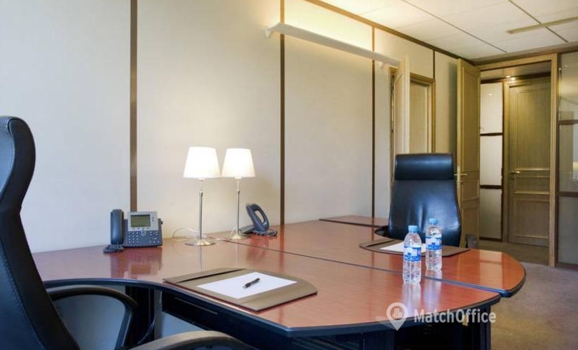27 m² Business center place available to rent in Paris, 121 avenue des Champs Elysées (75008) - 1 | MatchOffice.com