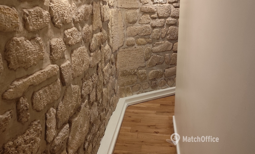 Bureaux commerces à louer à Paris 4 37 m², Rue des Lions Saint-Paul 11 - 2 | MatchOffice.fr