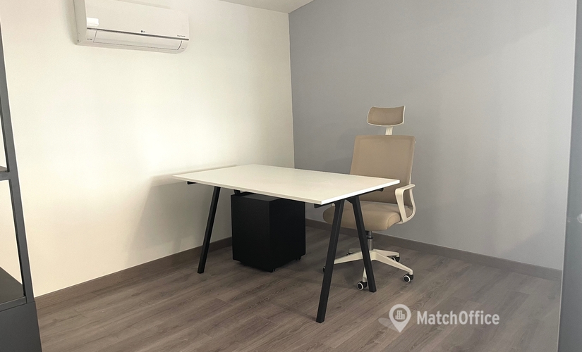 Espace de bureaux à location à Poitiers 200 m², Avenue du 8 Mai 1945 53 - 0 | MatchOffice