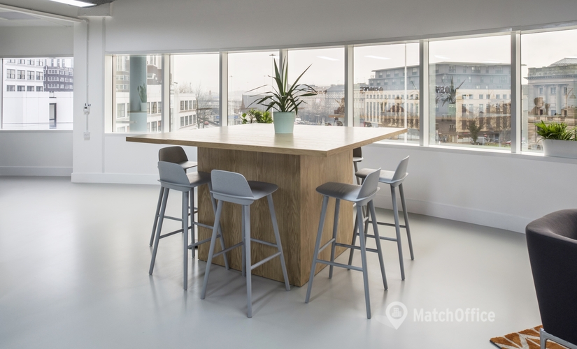 Business centre in Glasgow, 300 Bath Street, 250 m² - MatchOffice.co.uk