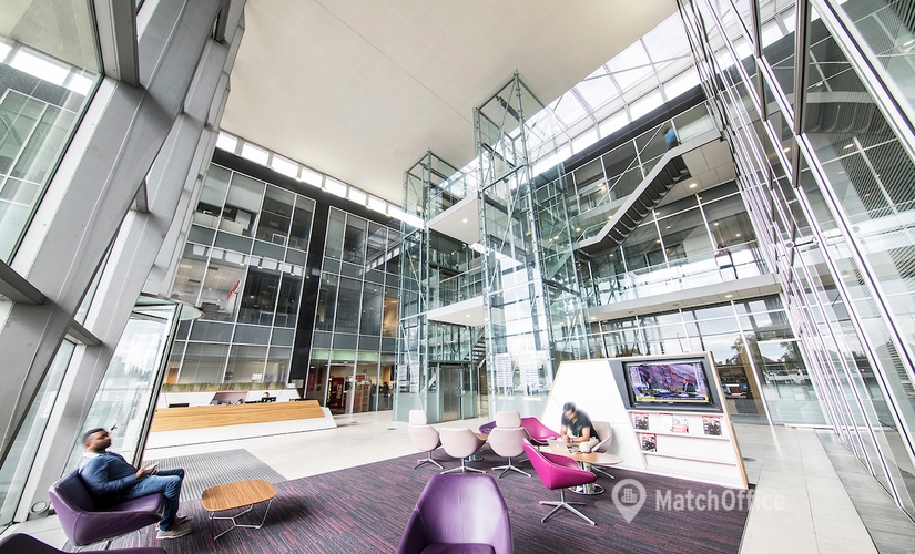 90 m² Business park property up for rent in Slough, 18 Stoke Road (SL2 5AG) - 0 | MatchOffice.com