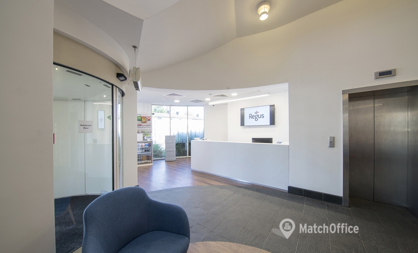 Business center Centurion House, London Road TW18 4AX Surrey