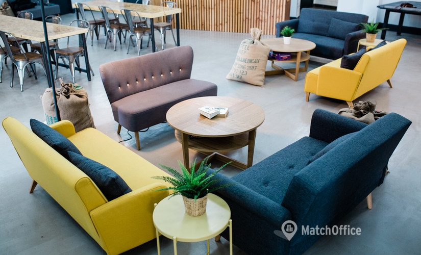 400 m² Business center in Cardiff, Wellington Street (CF11 9BE) - 2 | MatchOffice.com