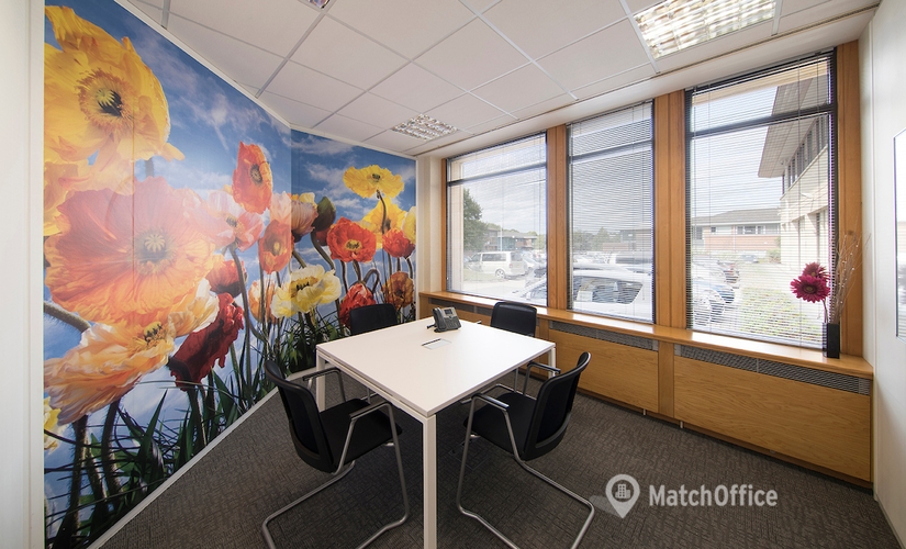  Business center  in Basingstoke, Chineham Business Park, 70 m² - MatchOffice.co.uk