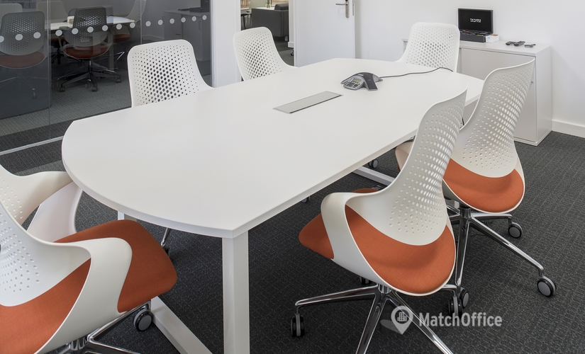 Business centre in Bristol, Redwood House, 70 m² - MatchOffice.co.uk