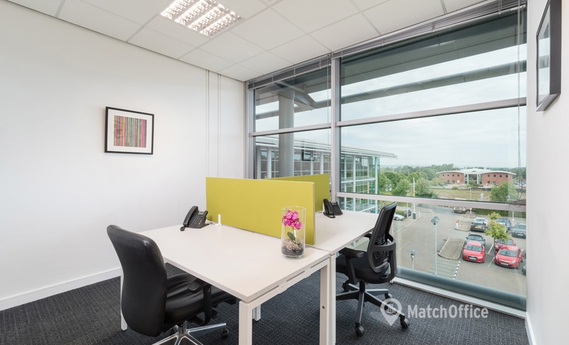 Business centre  in Chester, Herons  Way, 30 m² - MatchOffice.co.uk