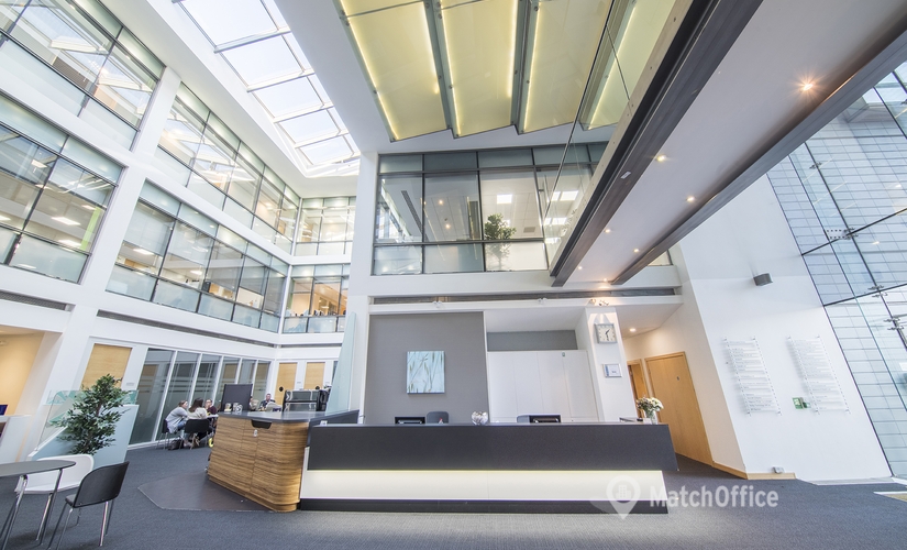Business center 200 Brook Drive, Green Park RG2 6UB Reading