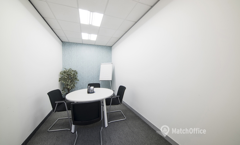 75 m² Business space in Reading, Imperial Way (RG2 0TD) - 3 | MatchOffice