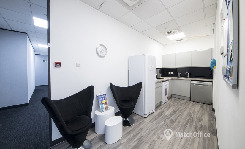 75 m² Serviced office in Reading, Imperial Way (RG2 0TD) - 4 | MatchOffice
