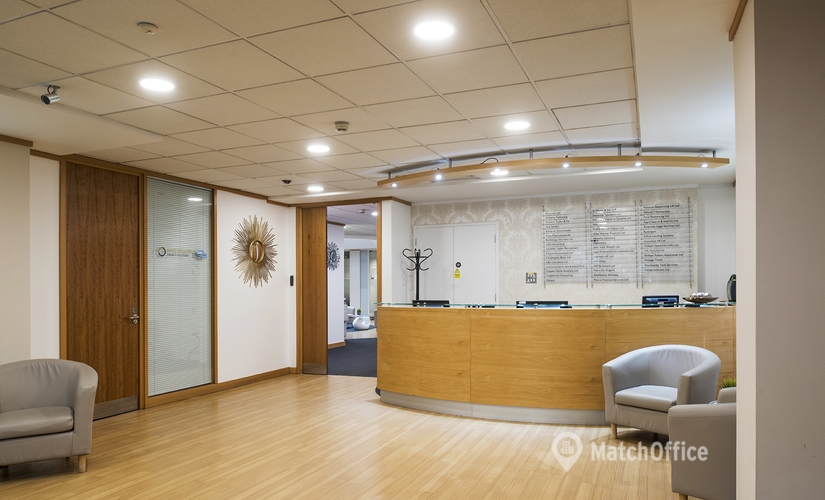 41 m² Business center in Windsor, 59-60 Thames Street (SL4 1TX) - 1 | MatchOffice.com
