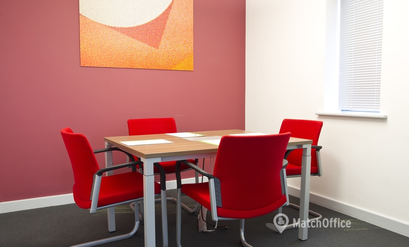 Business Centre in Crawley, Metcalf Way, 60 m² - MatchOffice.co.uk