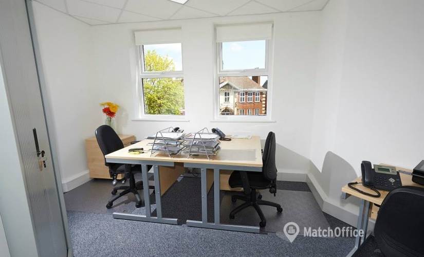 Business centre in Hitchin, 7 Paynes Park, 300 m² - MatchOffice.co.uk