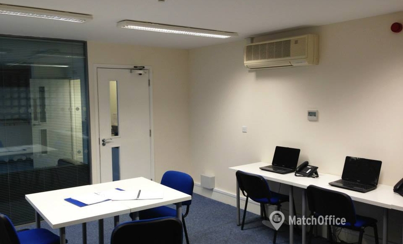 Business center in West London, 10 Warple Mews, 35 m² - MatchOffice.co.uk