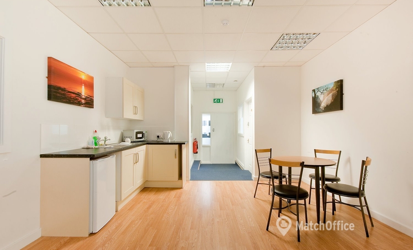 93 m² Business park in West London, 204-226 Imperial Drive (HA2 7HH) - 2 | MatchOffice.com