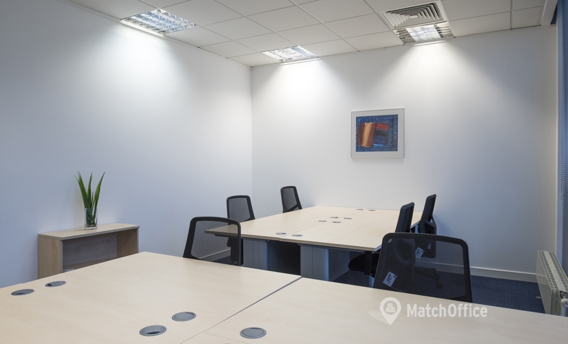 20 m² Conference room in Edinburgh, 10 Lochside Place (EH12 9RG) - 1 | MatchOffice