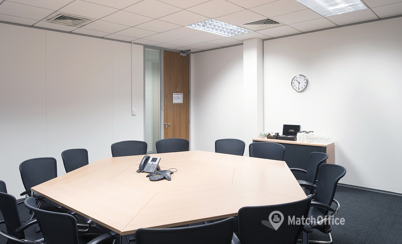 50 m² Meeting room in Bristol, 2430 / 2440 The Quadrant (BS32 4AQ) - 4 | MatchOffice.com