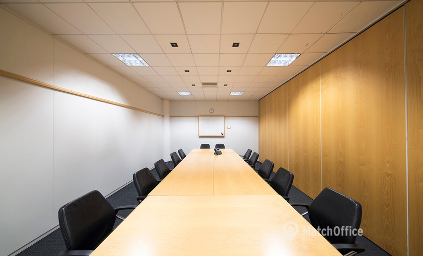 Meeting room in Slough, 268 Bath Road, 30 m² - MatchOffice.co.uk