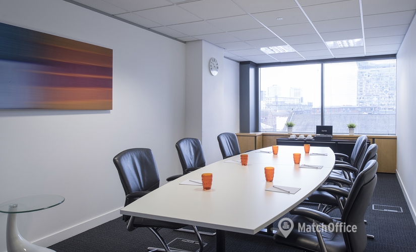 Meeting room in Birmingham Centre, Broad Street 252 - 260, 35 m² - MatchOffice.co.uk