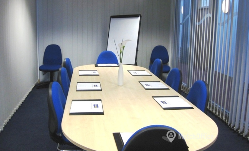 Meeting room hire in Leeds City Centre, Burley Hill Trading Estate, 100 m² - MatchOffice.co.uk