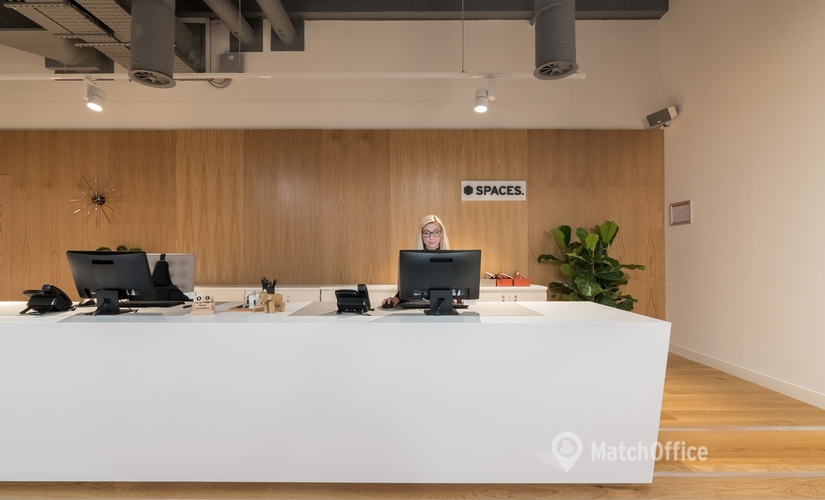 Business Centre in The City of London, 3 Minster Court, 250 m² - MatchOffice.co.uk