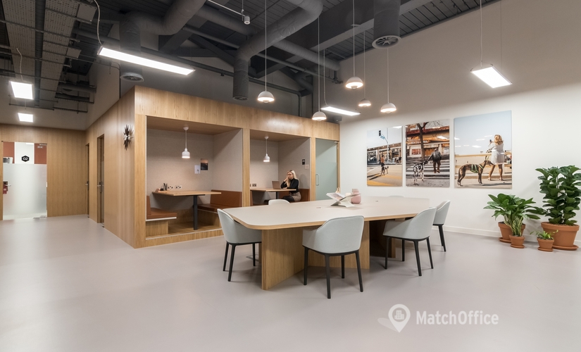 Meeting room hire in The City of London, 3 Minster Court, 35 m² - MatchOffice.co.uk