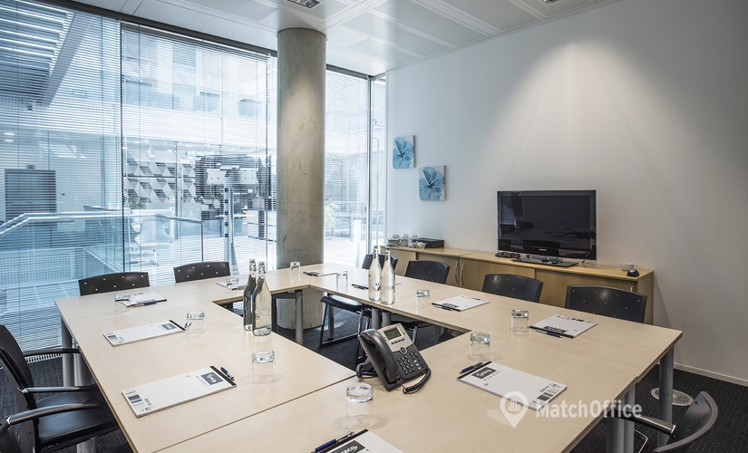 100 m² Meeting room in South Yorkshire, Management Suite (S9 1EP) - 1 | MatchOffice