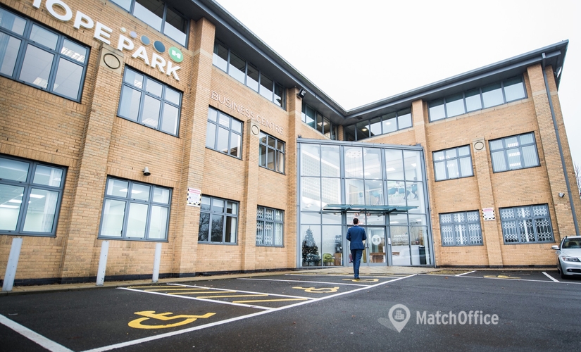 Business centre in West Yorkshire, 4 Coop Place, 140 m² - MatchOffice.co.uk