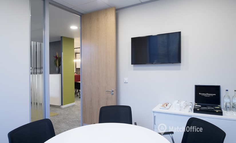 Meeting room for rent in Oxford, Robert Robinson Avenue, 50 m² - MatchOffice.co.uk