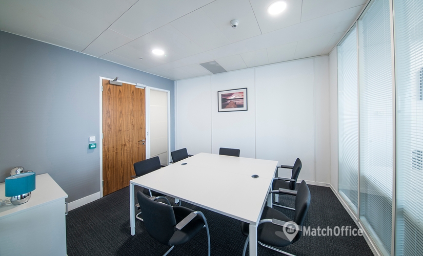 Meeting room in The City of London, St Mary Axe 63, 100 m² - MatchOffice.co.uk