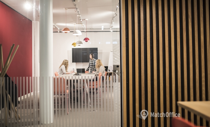 Meeting room in West London, The Charter Building , 20 m² - MatchOffice.co.uk