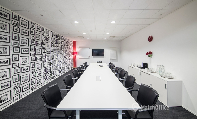 30 m² Conference center in Bracknell, Venture House (RG12 1WA) - 1 | MatchOffice
