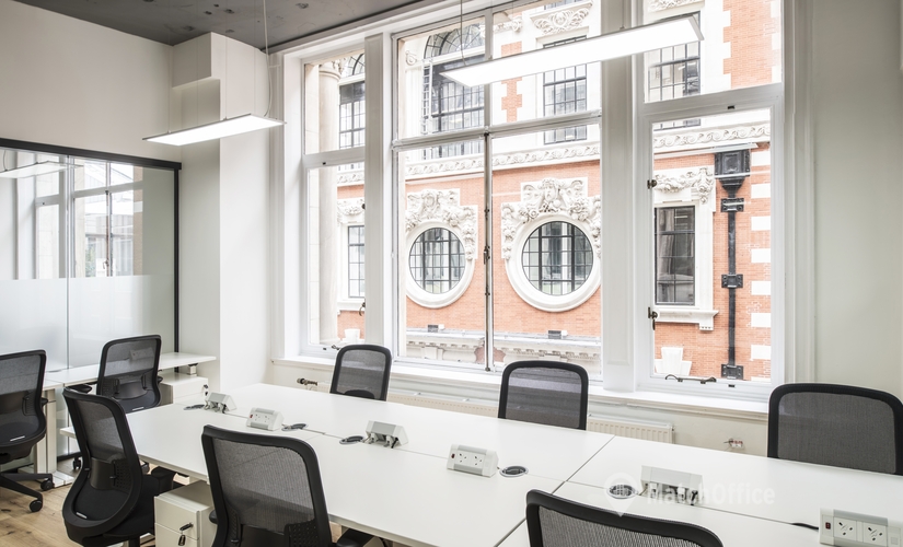  Meeting room for rent in Central London, Winsley Street 4, 30 m² - MatchOffice.co.uk