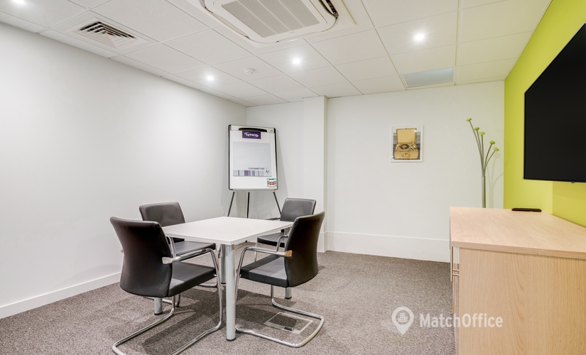 Conference venues in Gloucestershire, Worcester Street 31, 30 m² - MatchOffice.co.uk