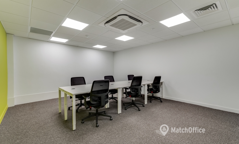 Meeting room hire in Gloucestershire, Worcester Street 31, 30 m² - MatchOffice.co.uk