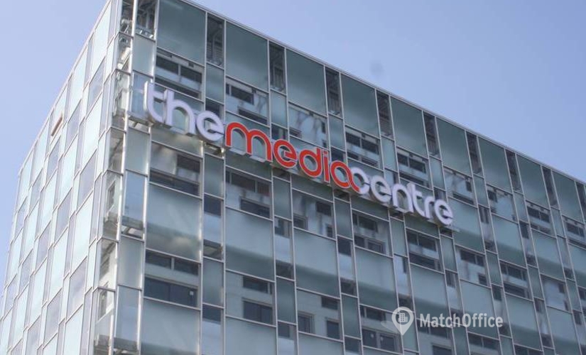 Meeting room for rent in Huddersfield, 7 Northumberland St, 19 m² - MatchOffice.co.uk