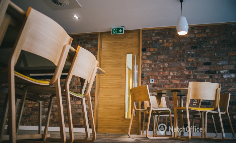 Business centre in Manchester, 13th Floor, 120 m² - MatchOffice.co.uk