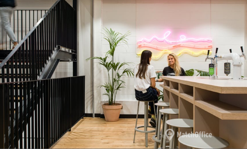  Meeting room hire in The City of London, Finsbury Pavement 131, 50 m² - MatchOffice.co.uk