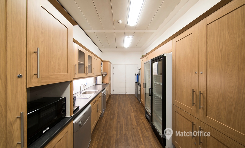 Coworking in The City of London, 16 St Martin's le Grand, 65 m² - MatchOffice.co.uk