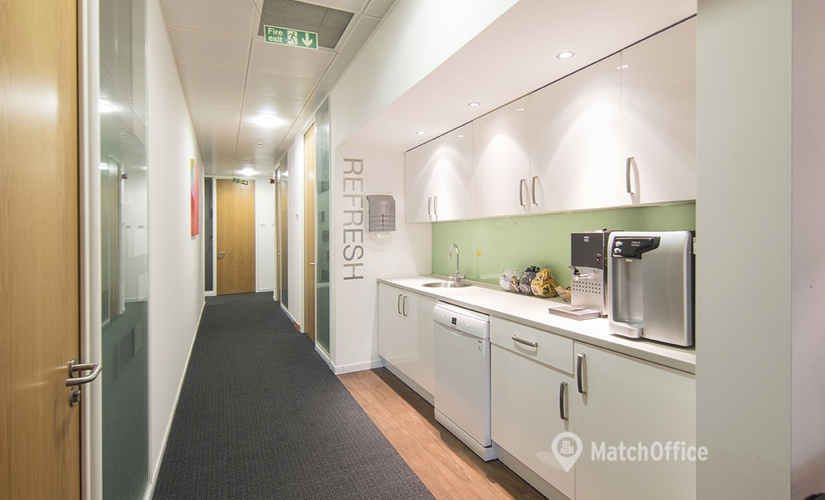 28 m² Shared office  in Leeds City Centre, 2 Wellington Place (LS1 4AP) - 2 | MatchOffice.com