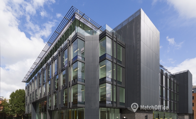 250 m² Shared office  in City of London, 77 Fulham Palace Road (W6 8JA) - 1 | MatchOffice