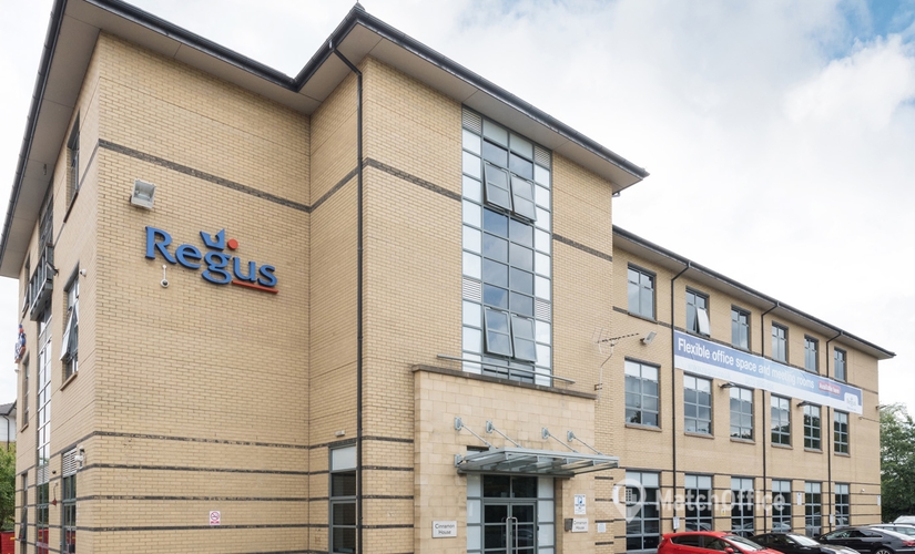 50 m² Shared workspace  in Warwickshire, A429 Stratford Rd (CV34 6RE) - 1 | MatchOffice