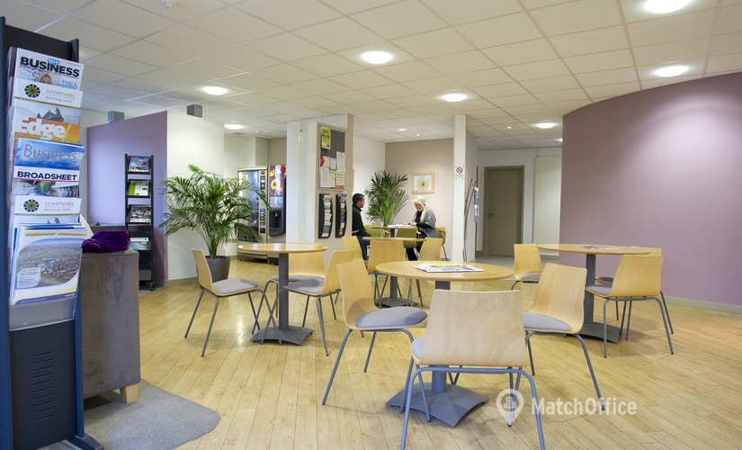 70 m² Shared office  in Hampshire, Aerodrome Road (PO13 0FQ) - 2 | MatchOffice