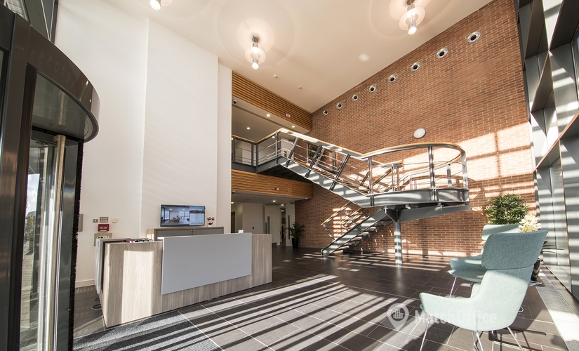 24 m² Shared office  in High Wycombe, Aston Court (HP11 1JU) - 1 | MatchOffice