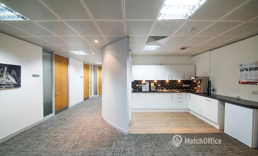 110 m² Shared workspace  in Bracknell, Atrium Court (RG12 1BW) - 2 | MatchOffice