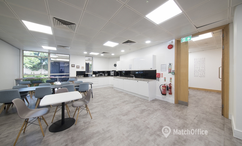 Coworking Centurion House, London Road TW18 4AX Surrey