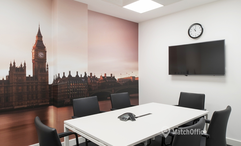 Meeting room in West London, Terminal 2, 35 m² - MatchOffice.co.uk