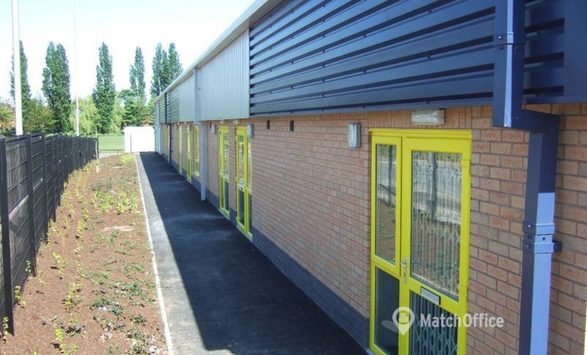 Coworking space in West Bromwich, Middlemore Road, 74 m² - MatchOffice.co.uk