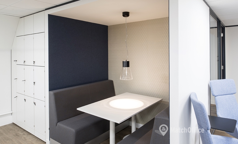  Coworkind spaces in Wiltshire, Queen Street, 50 m² - MatchOffice.co.uk