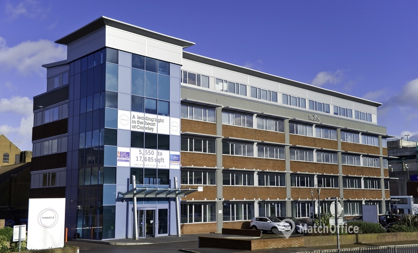 70 m² Coworking space  in West Sussex, Station Way (RH10 1JH) - 1 | MatchOffice.com