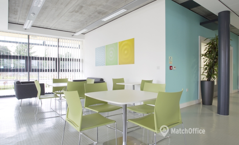 Coworking space in Essex, Victoria Road, 60 m² - MatchOffice.co.uk